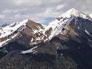 76 Dal Montu splendido zoom verso la Val Terzera con Siltri a sx e Cavallo a dx
